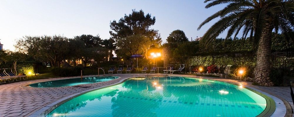 Hotel Ideal - mese di Marzo - Vista Esterna Intera Struttura offerte-isola d'Ischia